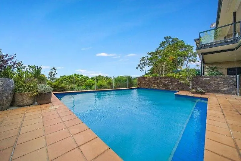 Waterfront Entire Luxury House With Bay View And Pool Villa Redland Bay