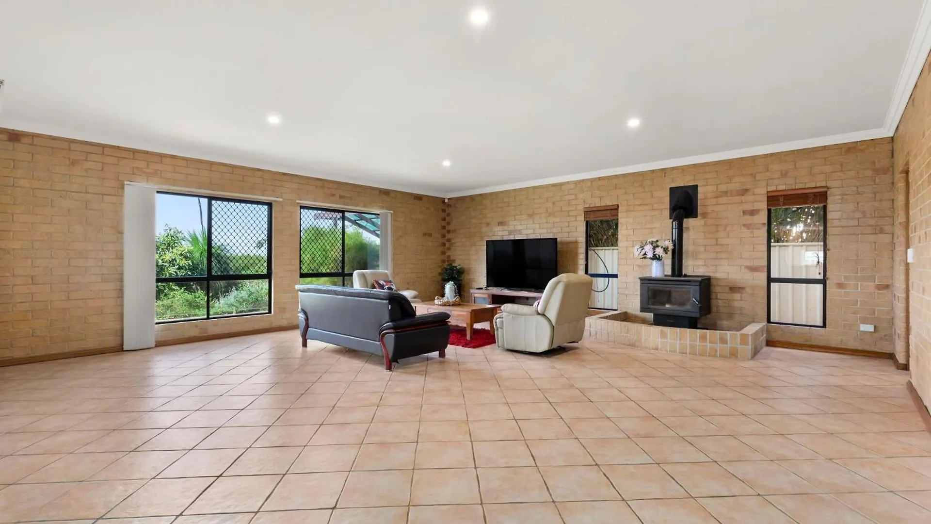 Waterfront Entire Luxury House With Bay View And Pool Villa Redland Bay Australia