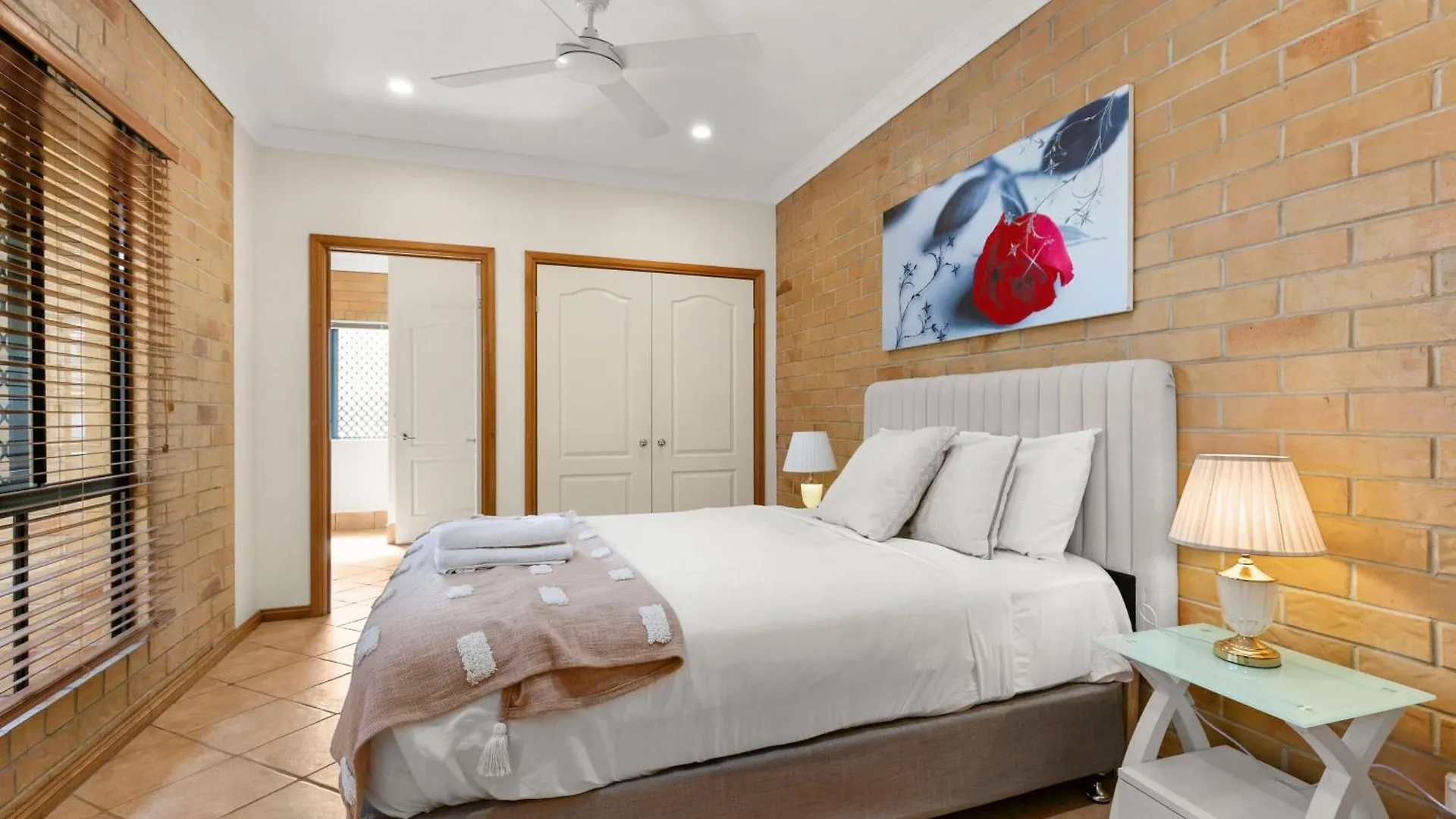 Waterfront Entire Luxury House With Bay View And Pool Villa Redland Bay